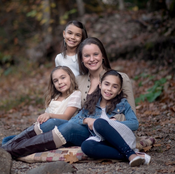 Meet your Posher, Amanda - Picture 8 of 8